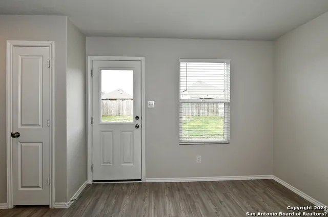 7927 DOVERS DEN San Antonio, TX 78253