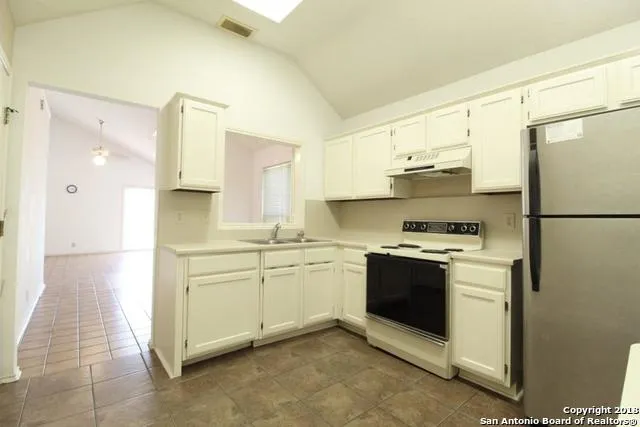 5887 SPRING CABIN San Antonio, TX 78247