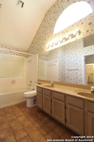 5887 SPRING CABIN San Antonio, TX 78247