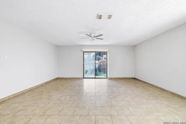 9039 Koenig San Antonio, TX 78251