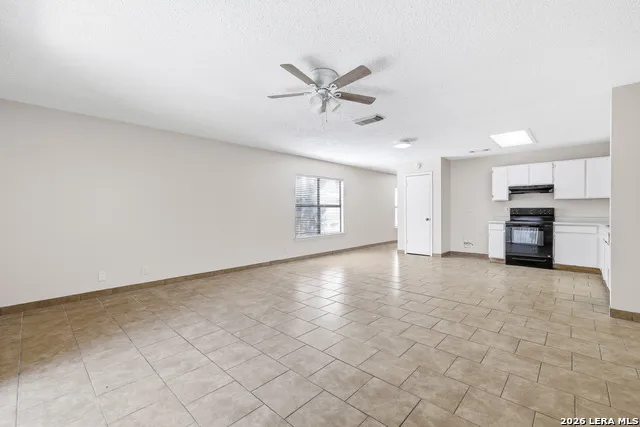 9039 Koenig San Antonio, TX 78251