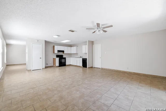 9039 Koenig San Antonio, TX 78251