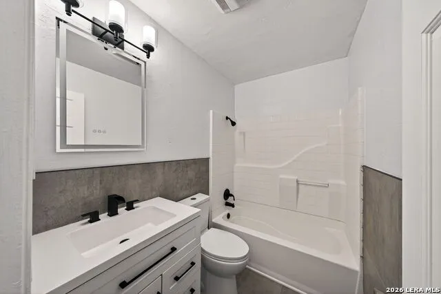 14706 Highland Peak San Antonio, TX 78233