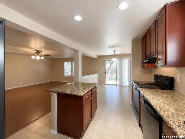 5514 Spring Walk San Antonio, TX 78247