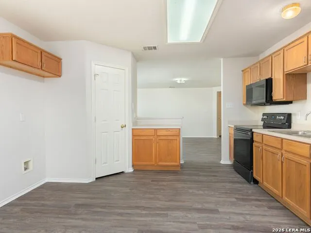 4307 CAMFIELD San Antonio, TX 78251