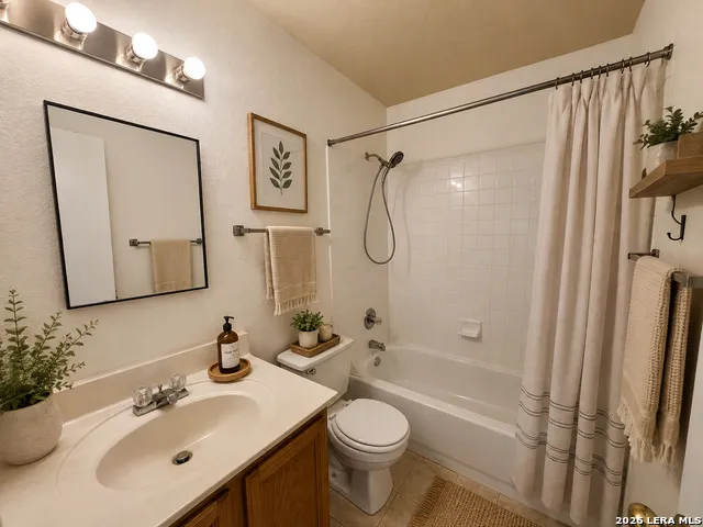 47 Latrobe Post San Antonio, TX 78240