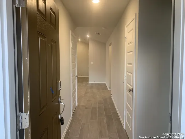 2172 Darst Dr Seguin, TX 78155