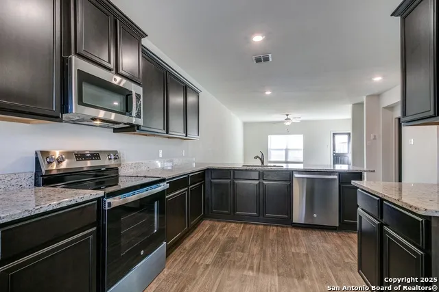 10818 Monterey Pike Converse, TX 78109