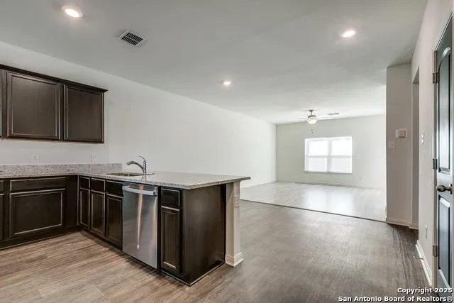 10818 Monterey Pike Converse, TX 78109
