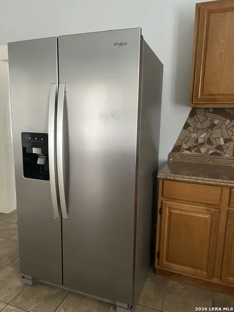 810 E Guenther San Antonio, TX 78210