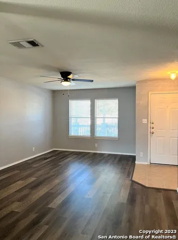 7126 AUTUMN ACRES Converse, TX 78109