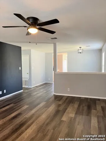 7126 AUTUMN ACRES Converse, TX 78109