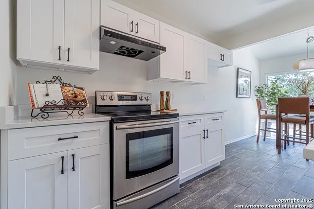 1142 Churing San Antonio, TX 78245