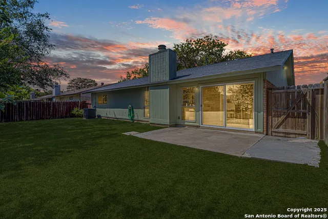 1142 Churing San Antonio, TX 78245