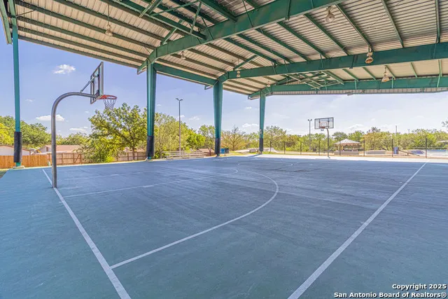 1142 Churing San Antonio, TX 78245