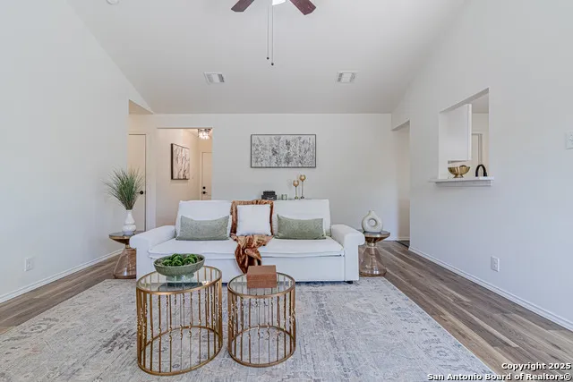 1142 Churing San Antonio, TX 78245