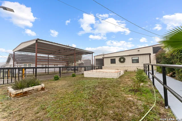 106 South Line Karnes City, TX 78118