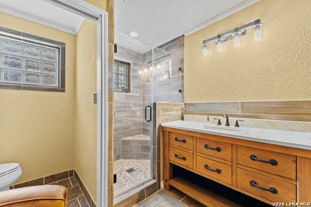 106 South Line Karnes City, TX 78118