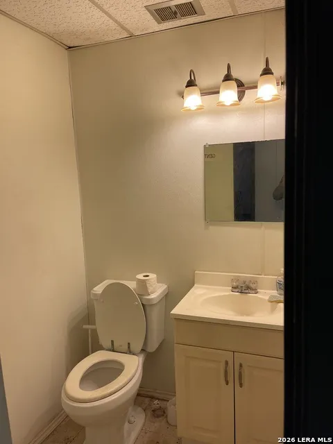 2081 BI 35 E Pearsall, TX 78061