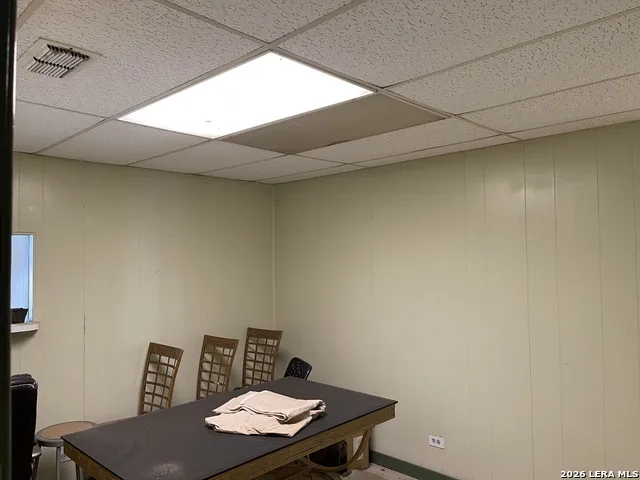 2081 BI 35 E Pearsall, TX 78061
