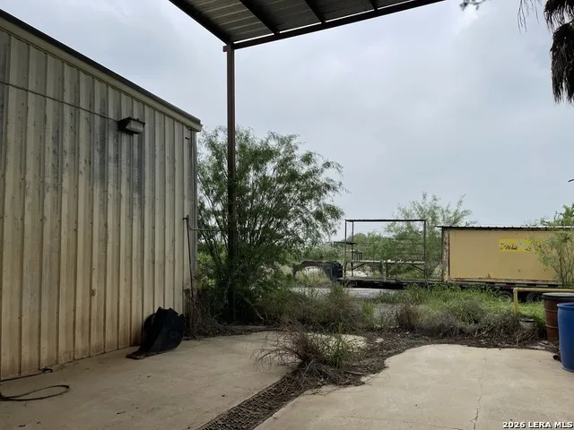 2081 BI 35 E Pearsall, TX 78061