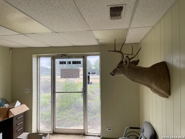 2081 BI 35 E Pearsall, TX 78061