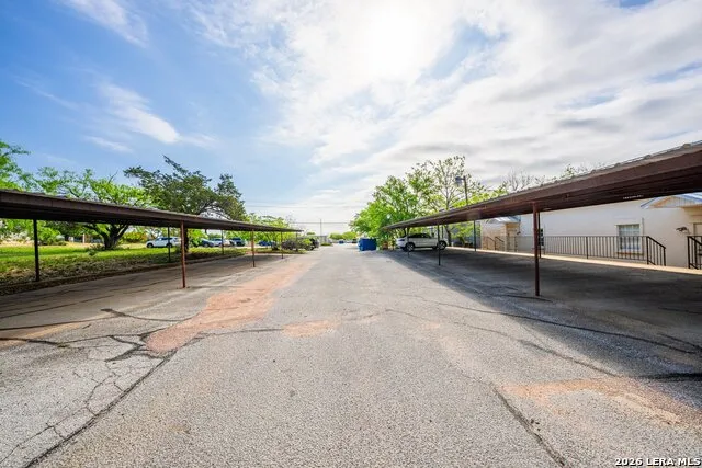 204 W Windcrest Fredericksburg, TX 78624