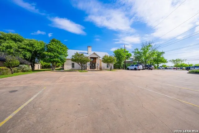 204 W Windcrest Fredericksburg, TX 78624
