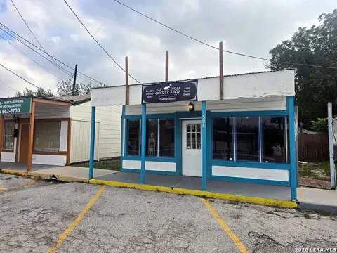 1500 FREDERICKSBURG RD
