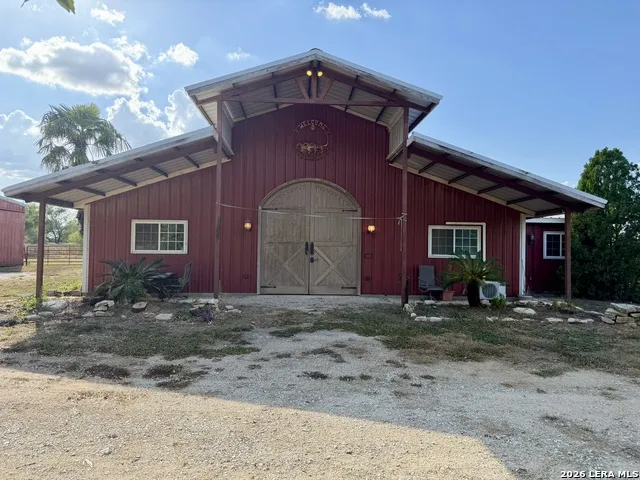 2710 State Highway 80 Nixon, TX 78140