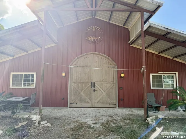 2710 State Highway 80 Nixon, TX 78140