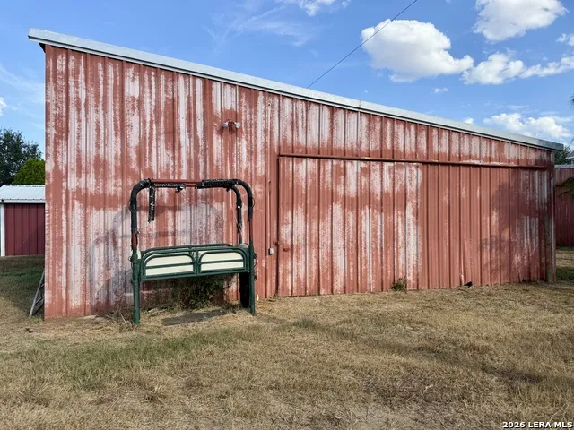 2710 State Highway 80 Nixon, TX 78140