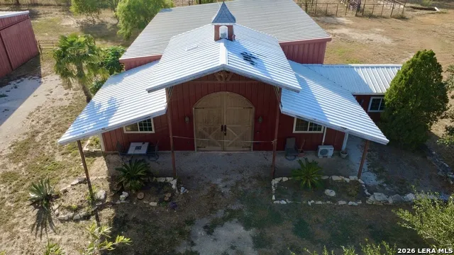 2710 State Highway 80 Nixon, TX 78140