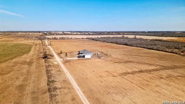750 Barth Ln Poteet, TX 78065