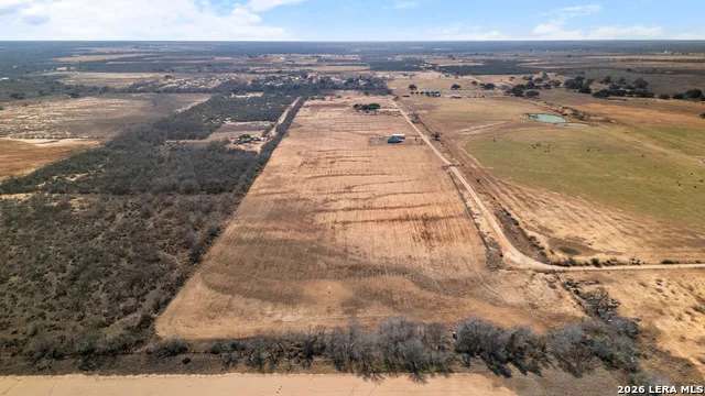 750 Barth Ln Poteet, TX 78065