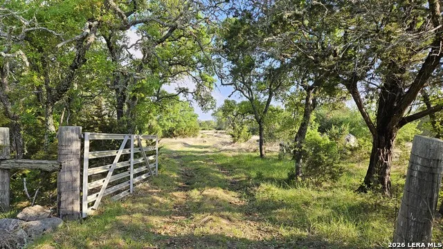 11695 COUNTY ROAD 350 Barksdale, TX 78828