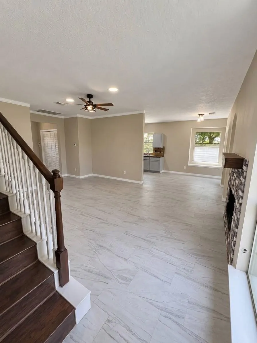 206 Hartwood Court Sugar Land, TX 77479