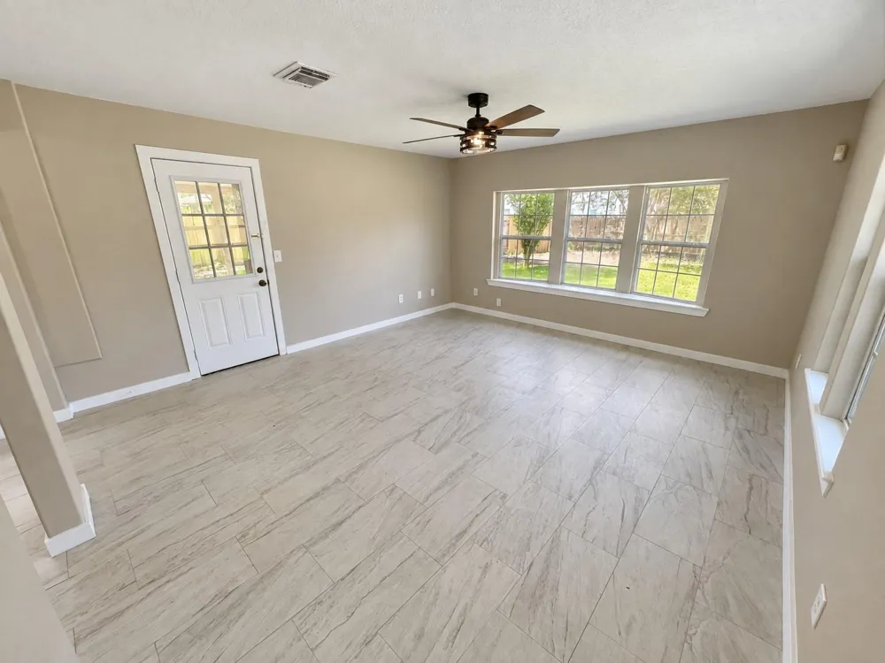 206 Hartwood Court Sugar Land, TX 77479