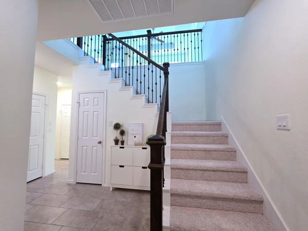 8620 Hollyoaks Creek Lane Houston, TX 77063