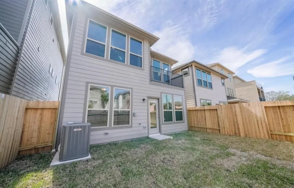 8620 Hollyoaks Creek Lane Houston, TX 77063