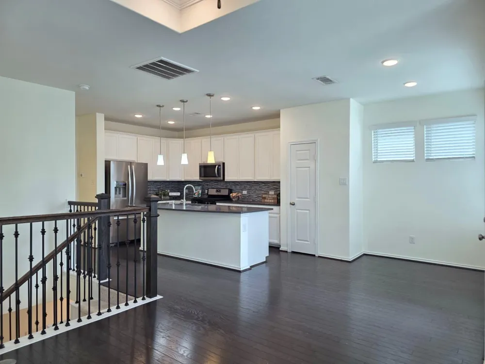 8620 Hollyoaks Creek Lane Houston, TX 77063