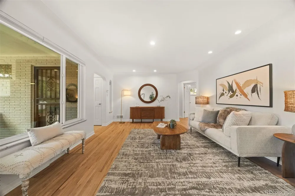 214 Hudson Street Denver, CO 80220