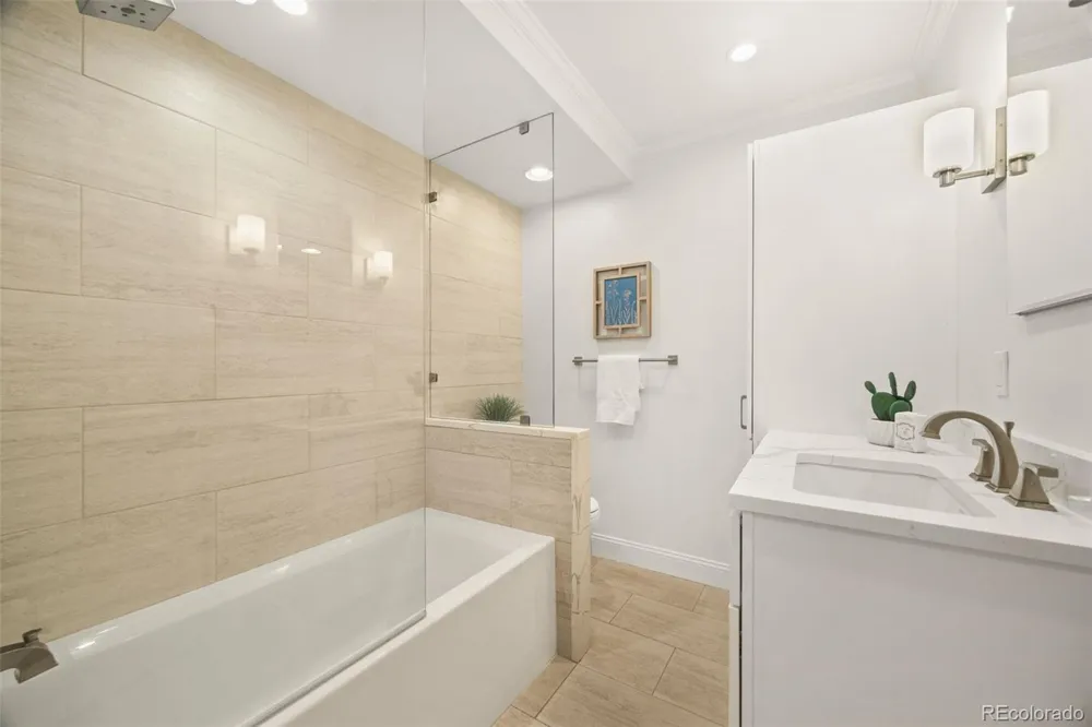 214 Hudson Street Denver, CO 80220