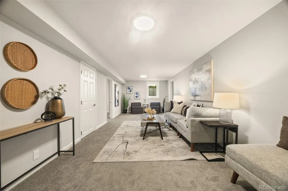 214 Hudson Street Denver, CO 80220