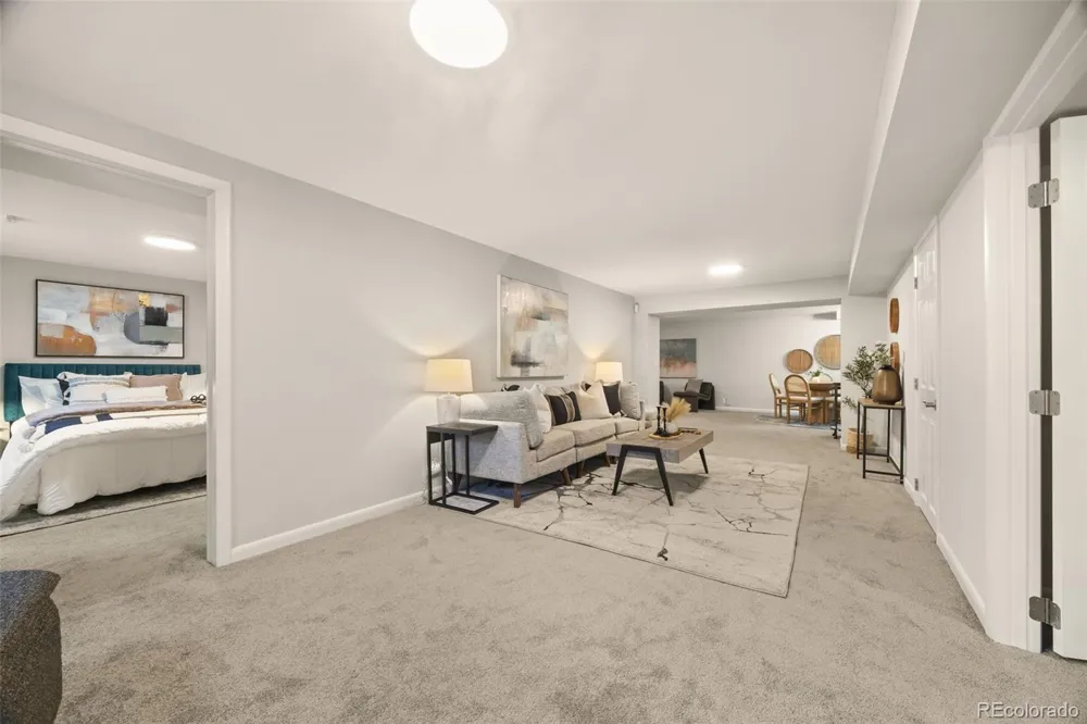 214 Hudson Street Denver, CO 80220
