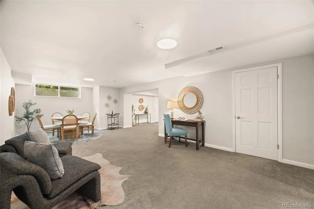 214 Hudson Street Denver, CO 80220