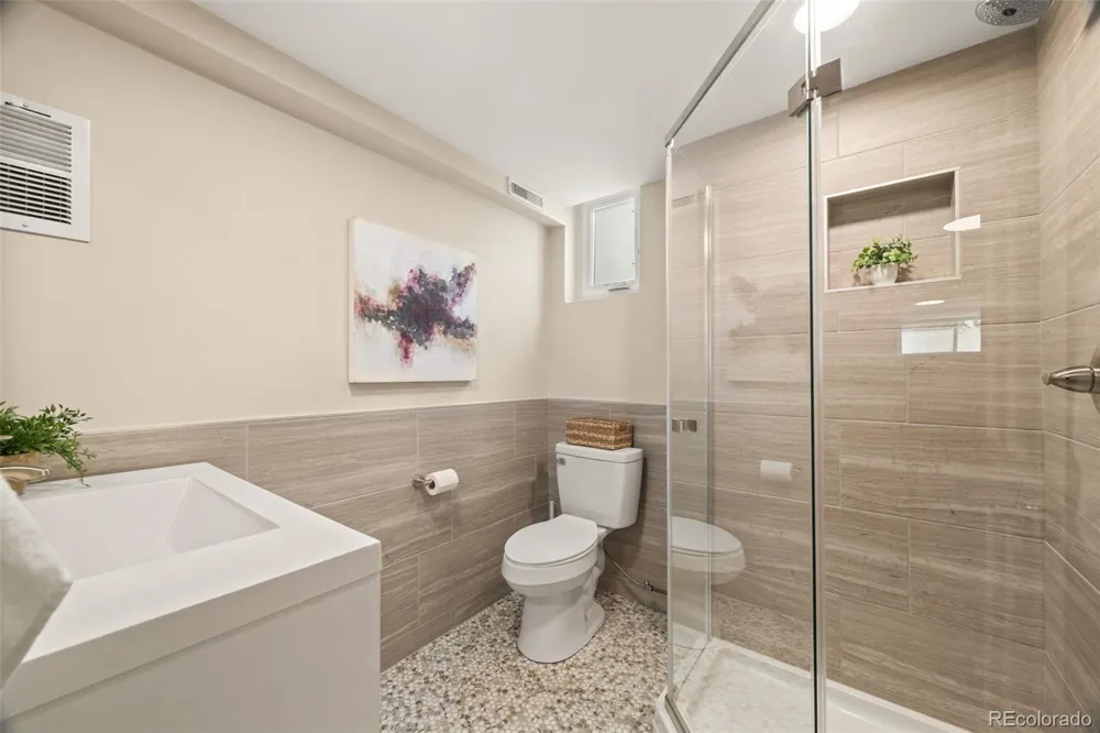214 Hudson Street Denver, CO 80220