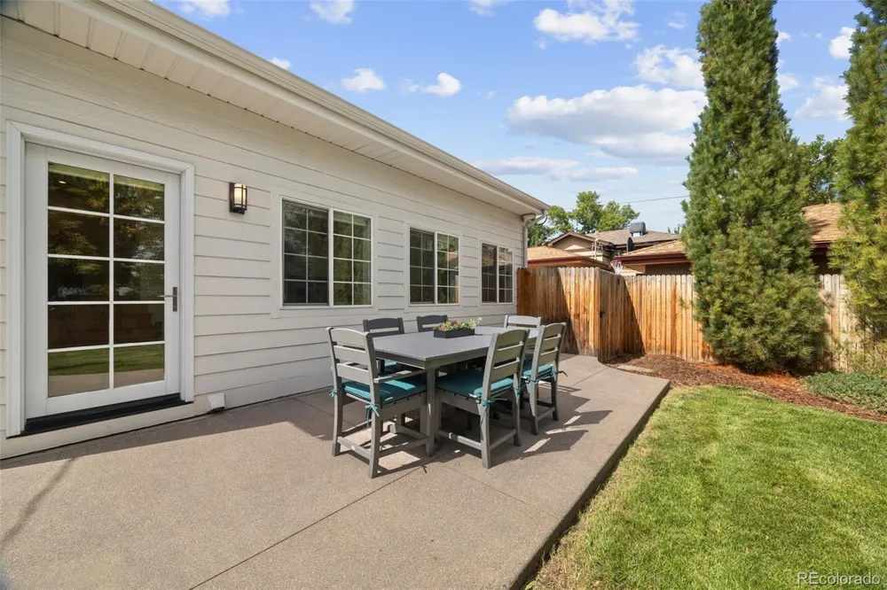 214 Hudson Street Denver, CO 80220