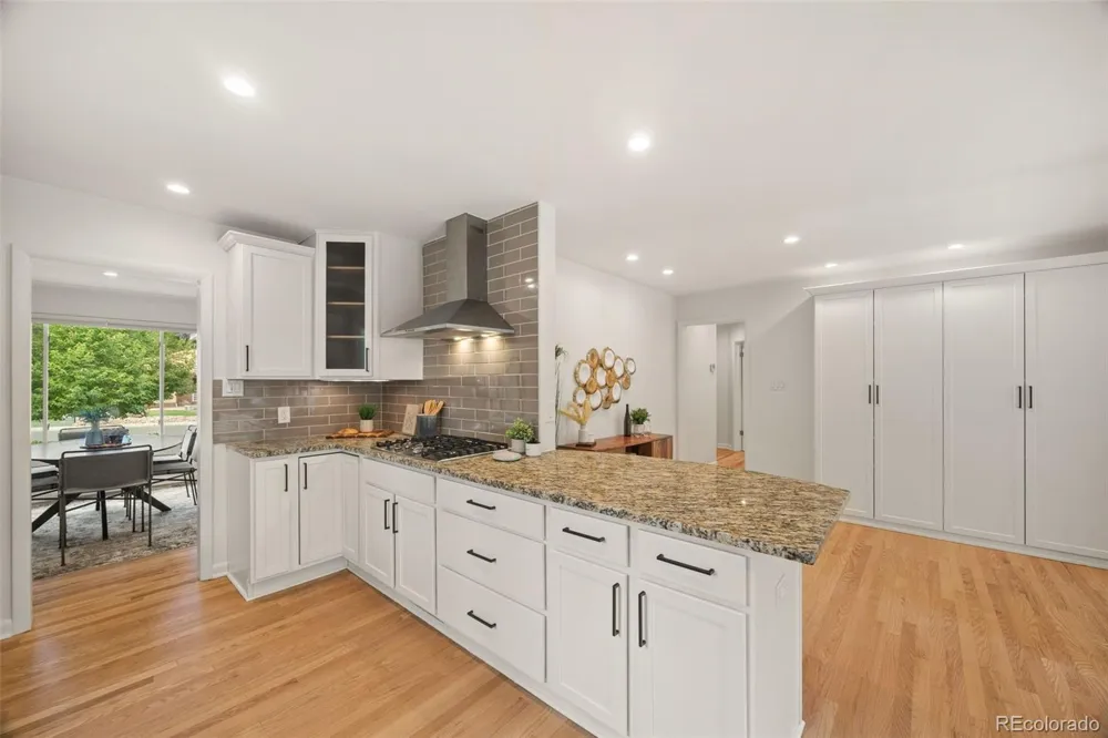214 Hudson Street Denver, CO 80220
