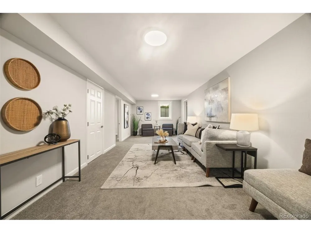 214 Hudson Street Denver, CO 80220